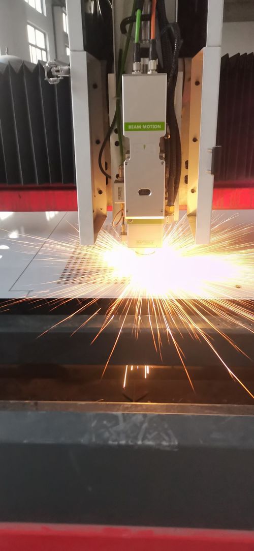 에 대한 최신 회사 뉴스 섬유 레이저 절단 기술 의 최첨단 발전
