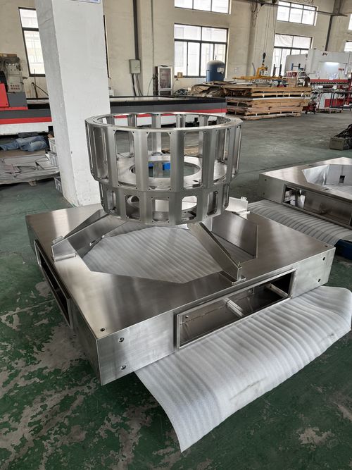 에 대한 최신 회사 뉴스 스테인리스 스틸 및 엽금속 제조 산업의 최근 주요 사항